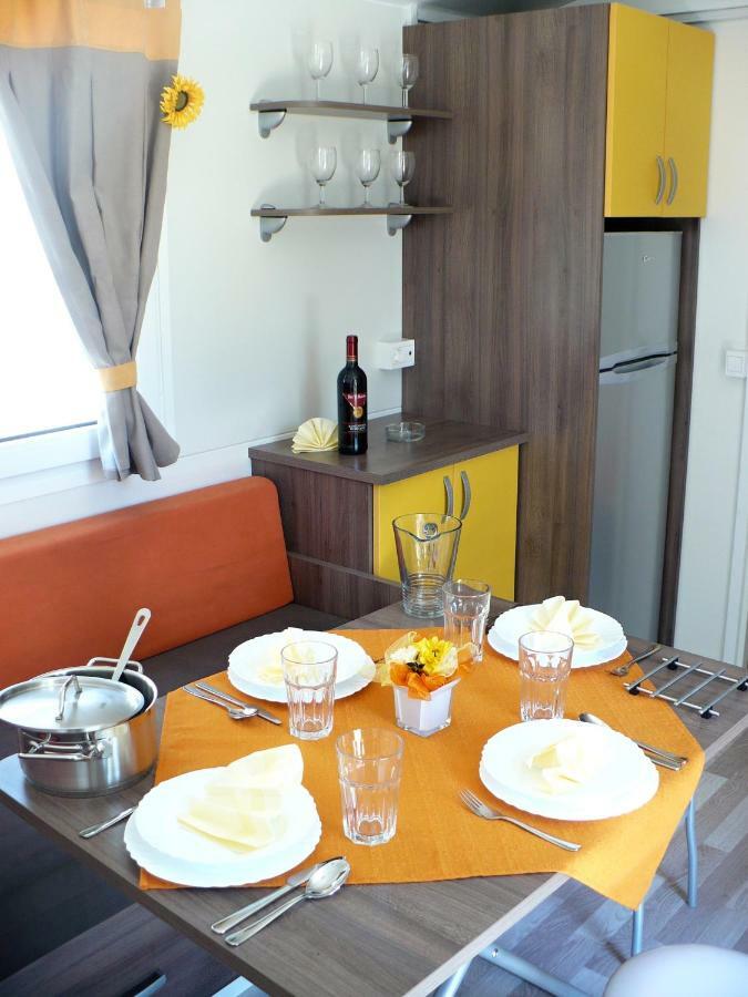 Victoria Mobilehome In Orsera Camping Resort Eksteriør bilde