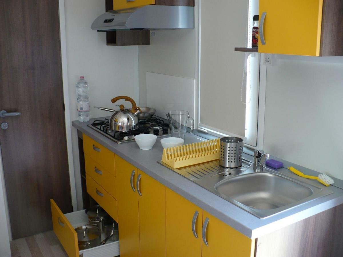 Victoria Mobilehome In Orsera Camping Resort Eksteriør bilde